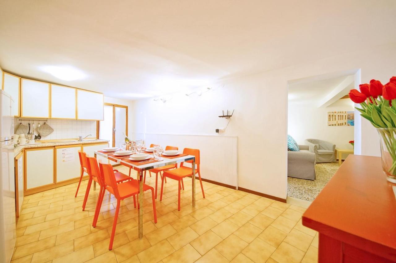 Campo San Polo Apartment Rialto Venetië Buitenkant foto